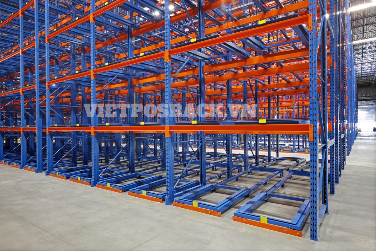 Kệ Push Back kho hàng công nghiệp 2