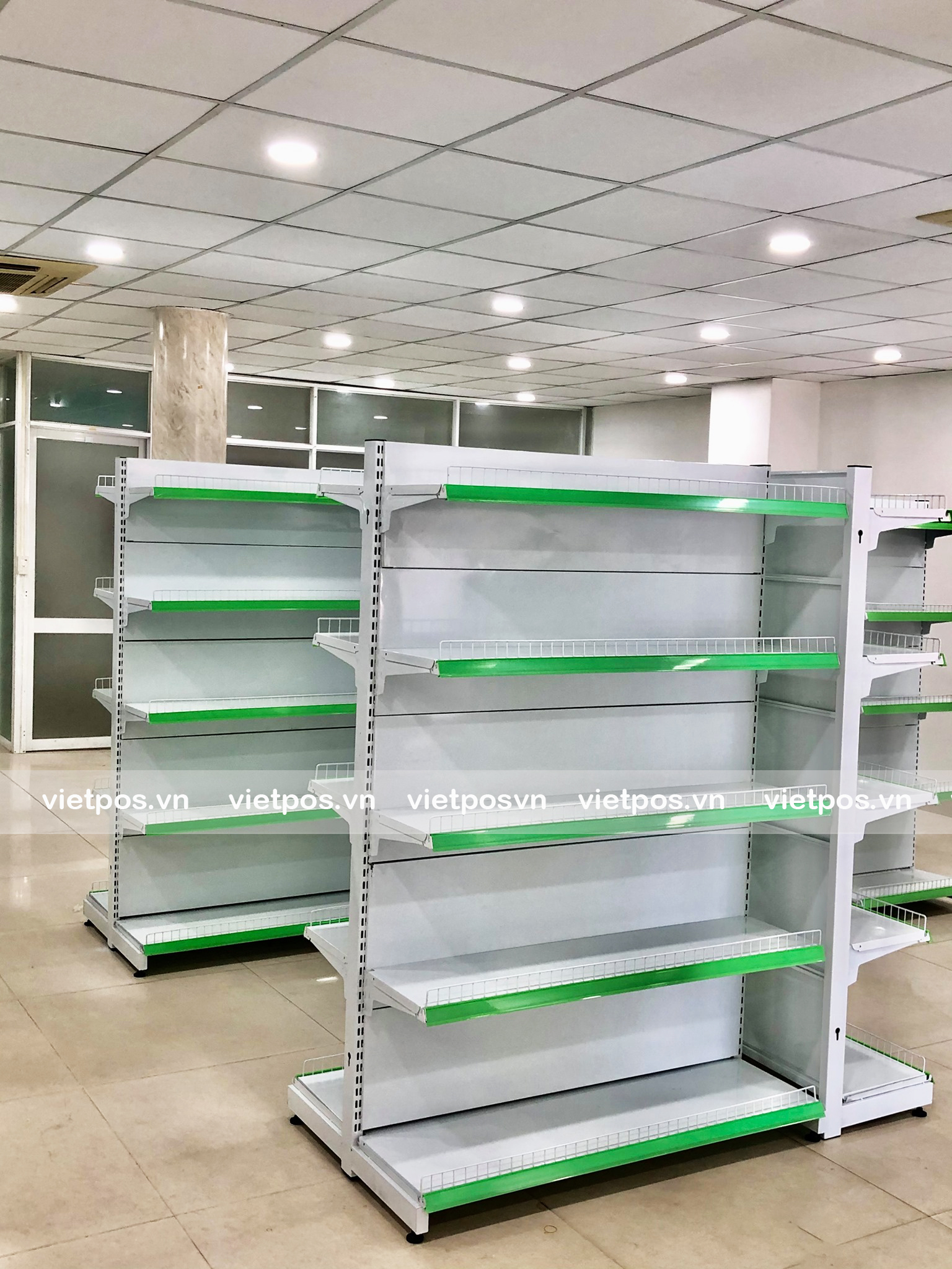 Kệ nhà sách lưng tôn liền 3