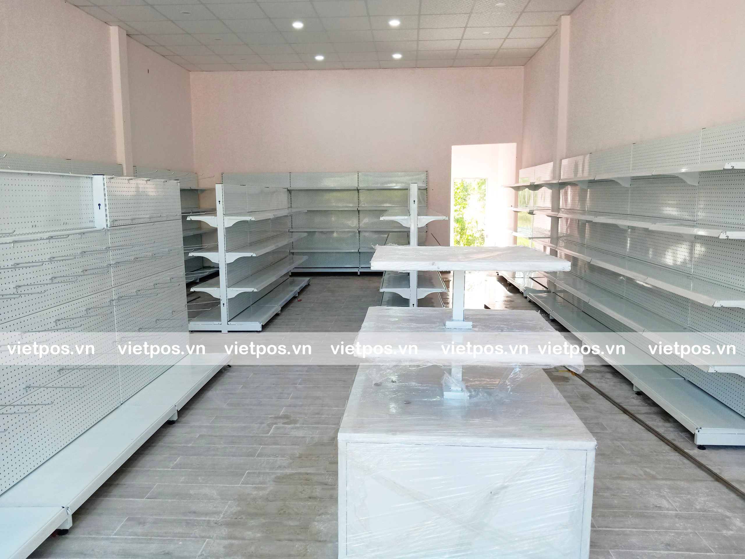 Kệ tôn lỗ màu trắng 5