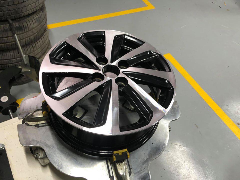 Gia công sơn tĩnh điện phụ tùng lắp rắp ô tô